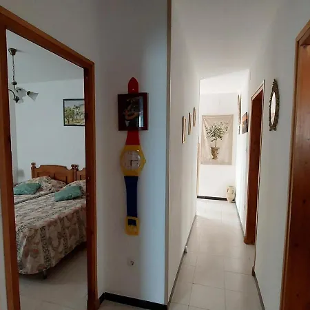 En Bord De Avec Piscine Privee Et Jardin A L'ametlla De Mar, Costa Dorada - Es-221-1 Villa