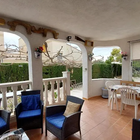 En Bord De Avec Piscine Privee Et Jardin A L'ametlla De Mar, Costa Dorada - Es-221-1 Villa *