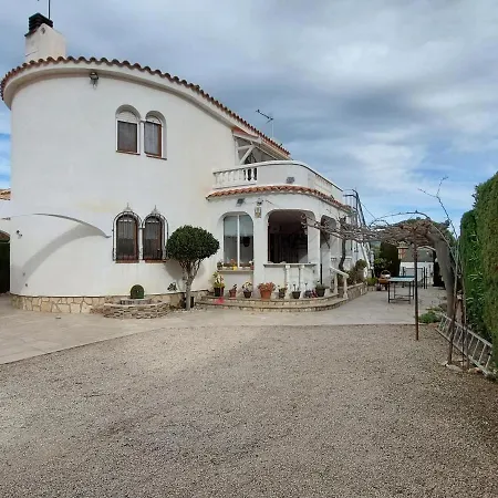 En Bord De Avec Piscine Privee Et Jardin A L'ametlla De Mar, Costa Dorada - Es-221-1 Villa L'Ametlla de Mar